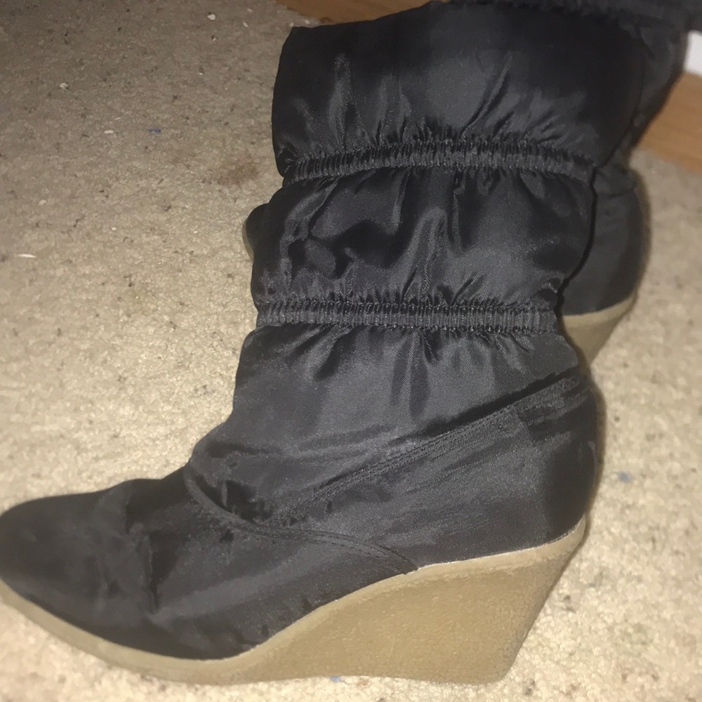 Cute Winter Wedge Boots